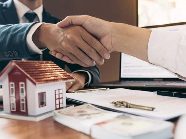 Real Estate Agents Charge